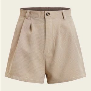 Foldover Pleated Front Houndstooth Shorts NWOT